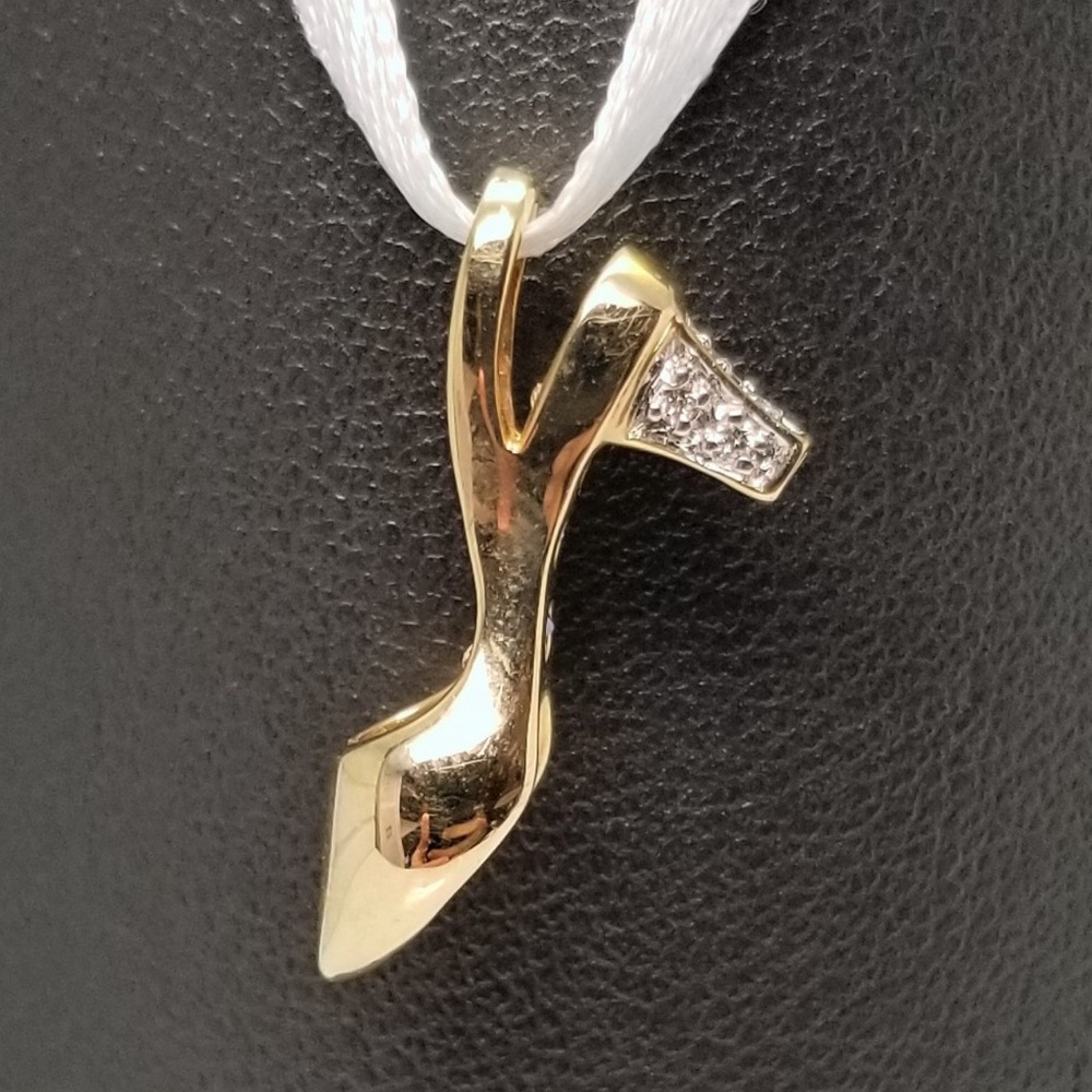 14k solid gold high heel shoe pendent